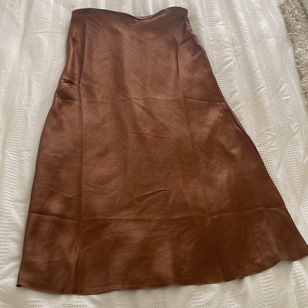 Skirt - Picture 4 of 5
